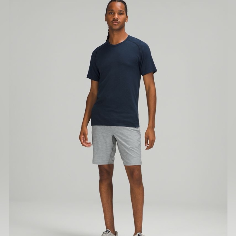 Lululemon T.H.E. Short 9" Linerless Men’s Shorts - Picture 2 of 10